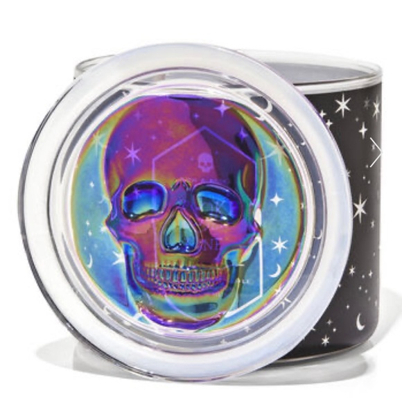 Limited Edition- Spooky Cider Lane Skull Candle - Picture 2 of 4